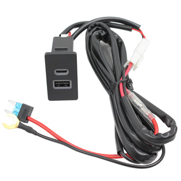 Landcruiser Dash USB C